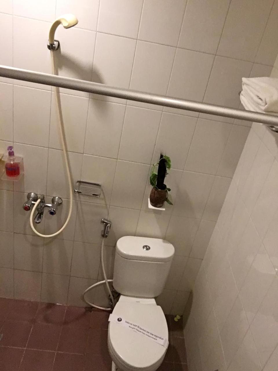 Hotel Wisata Niaga بوروكيرتو المظهر الخارجي الصورة