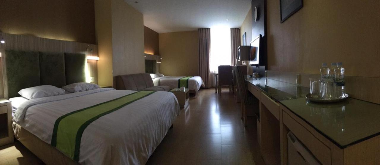 Hotel Wisata Niaga بوروكيرتو المظهر الخارجي الصورة